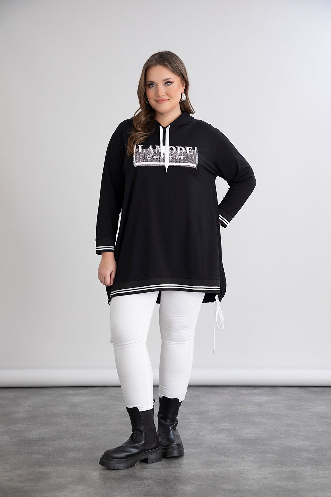 Tunika s kapuljačom i vezivanjem - A-linija