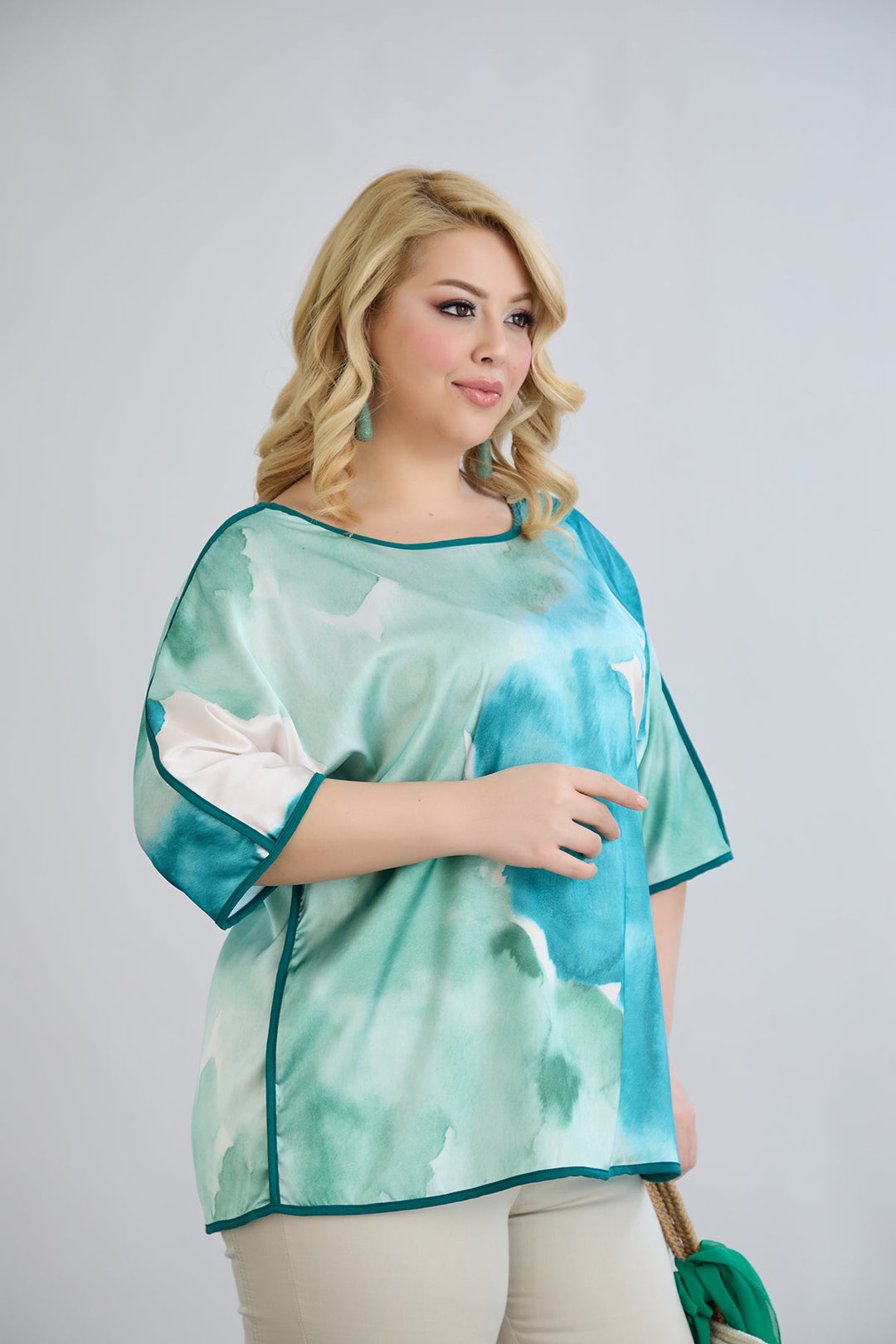 Bluza s kratkim rukavima s naglaskom na leđima - Mediteran