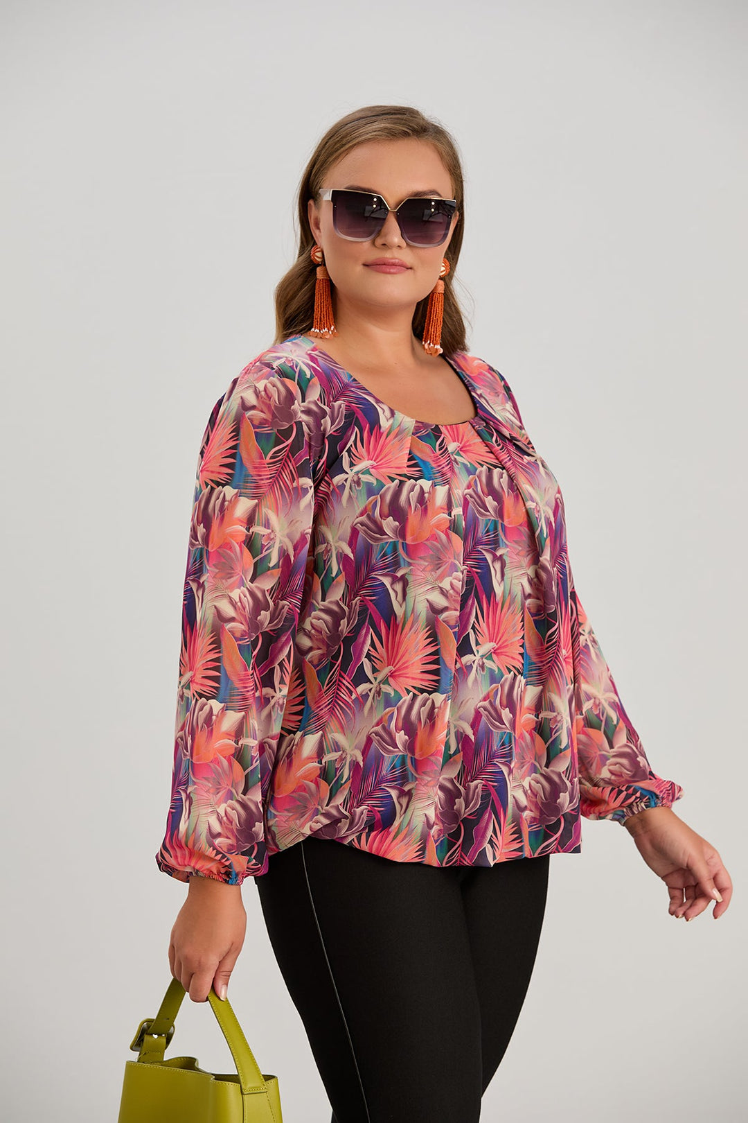 Bluza širokog kroja s jedinstvenim printom