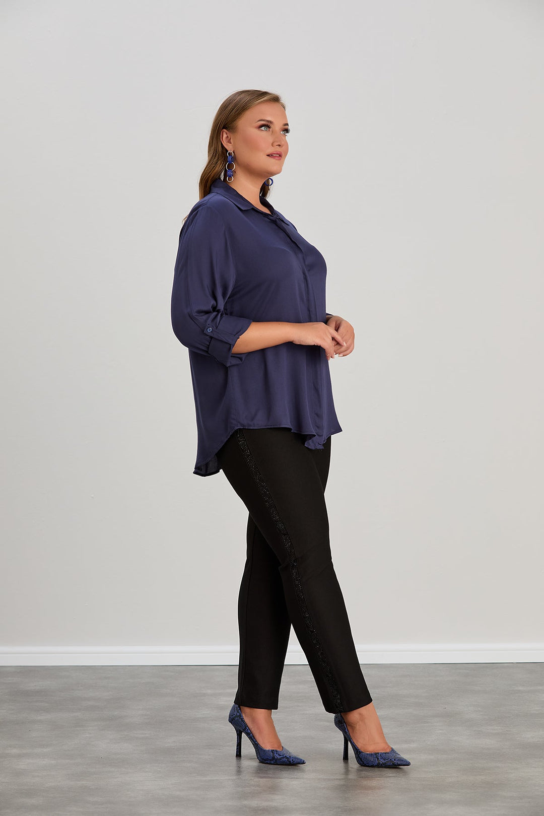 Zimske stezne hlače s trakama od kamenčića za punije žene