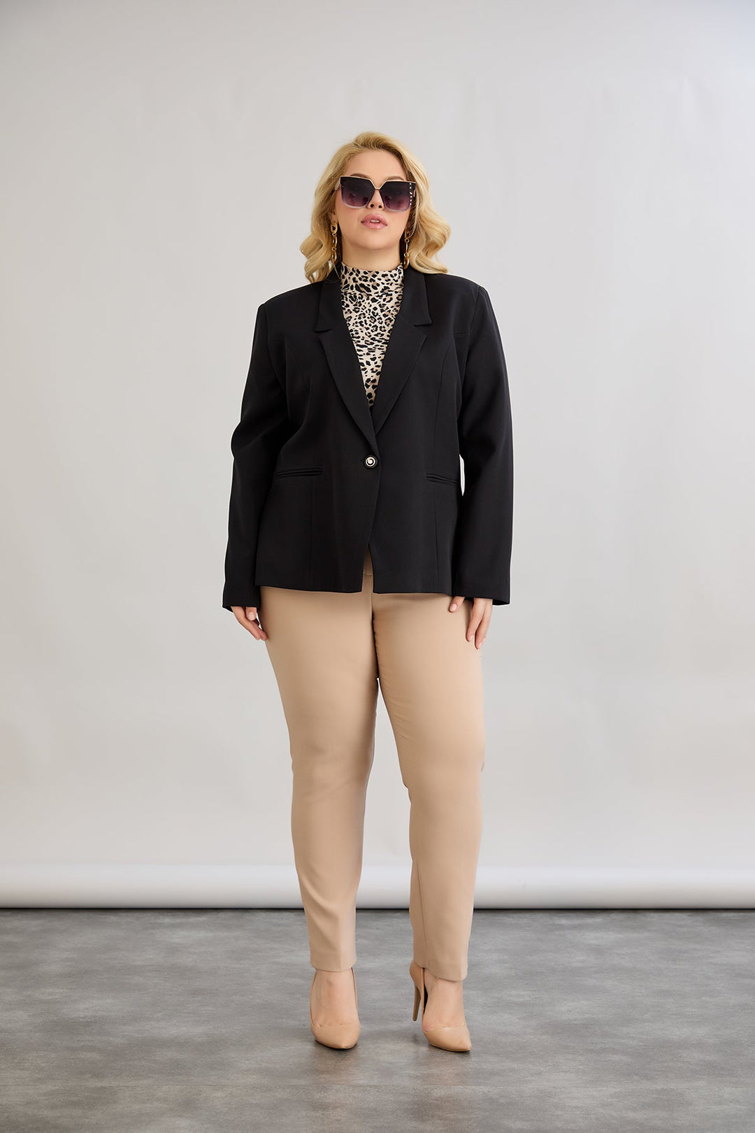 Elegantno i moderno sako s postavom - Crna, veliki veličine