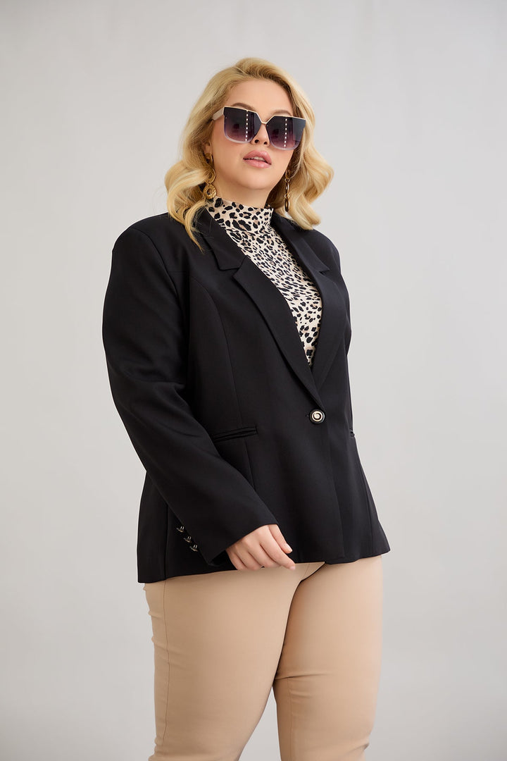 Elegantan i moderan sako s podstavom - Crna
