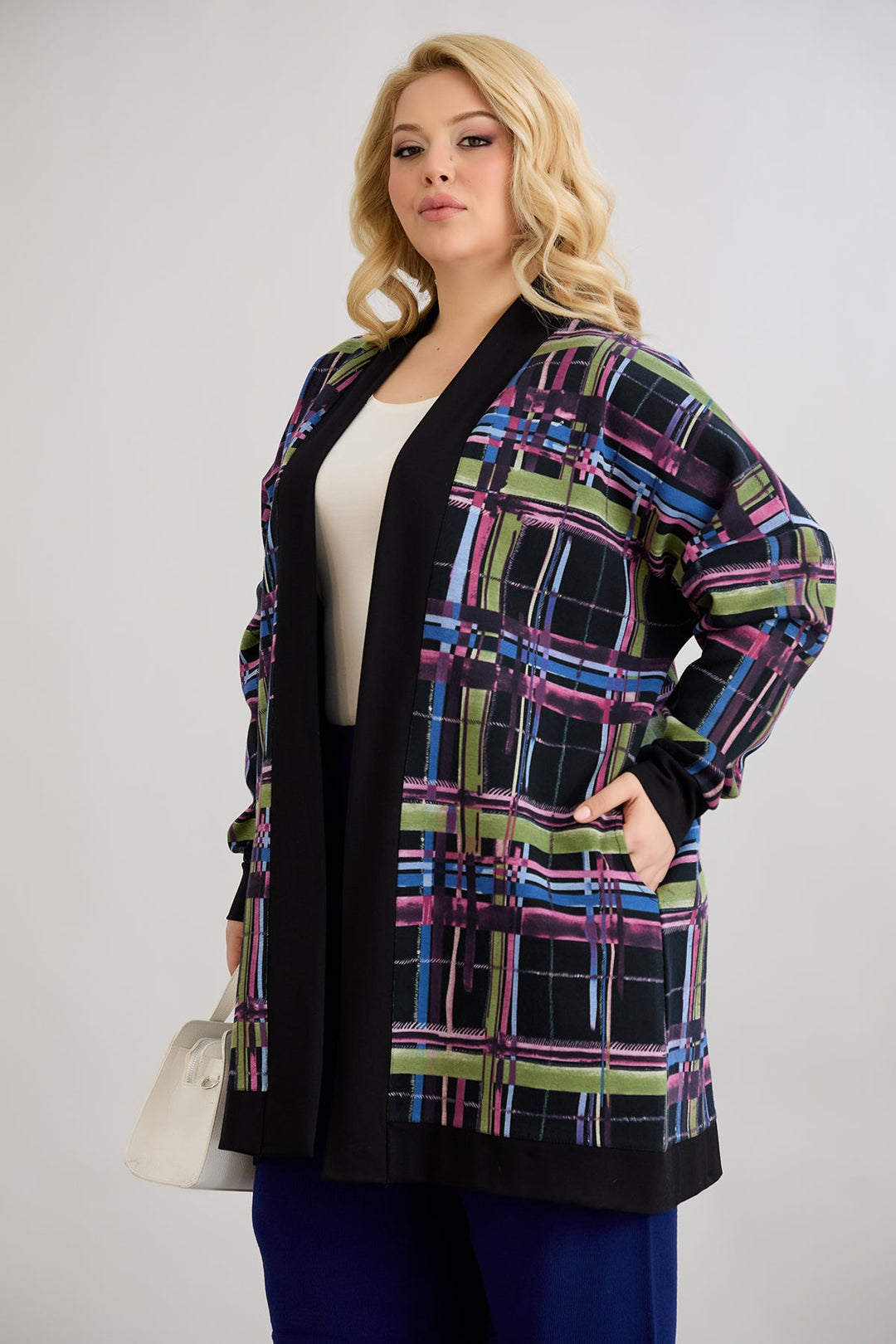 Lagani pamučni kardigan bez kopčanja za proljetne dane