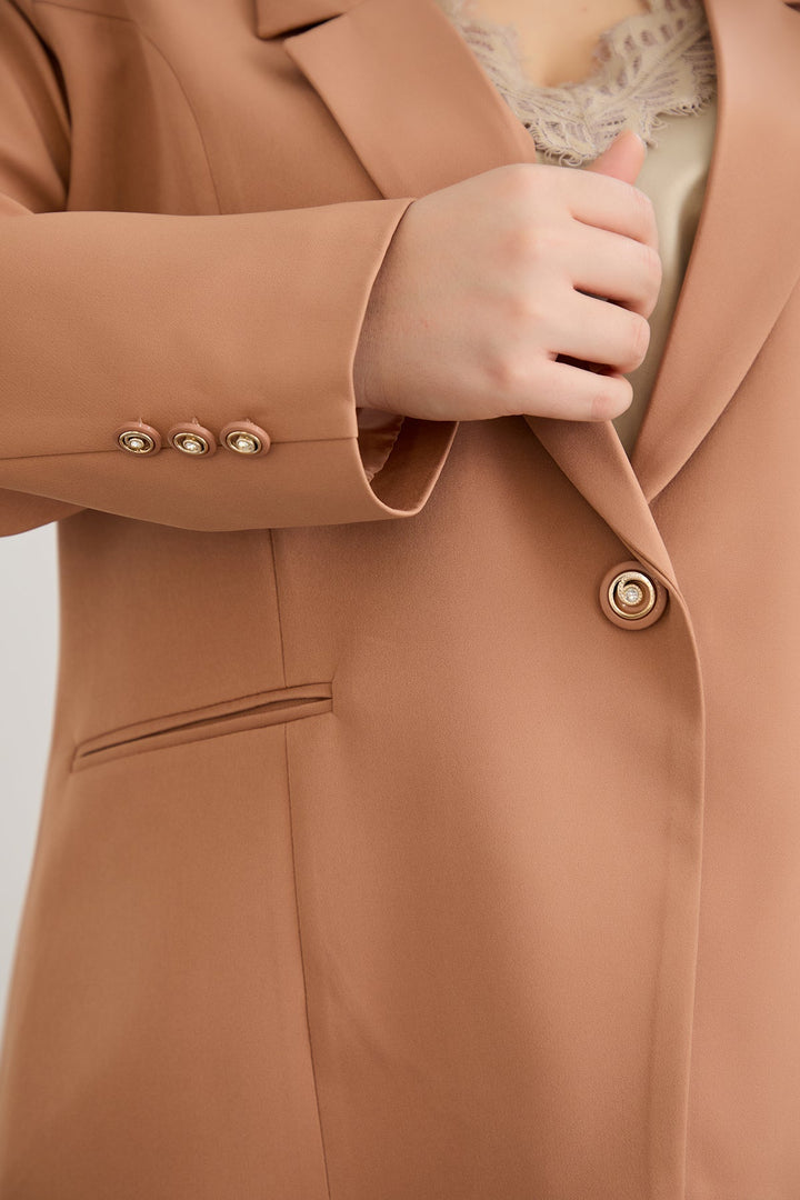 Elegantan i moderan sako s podstavom– velikih veličina - breskvasto.