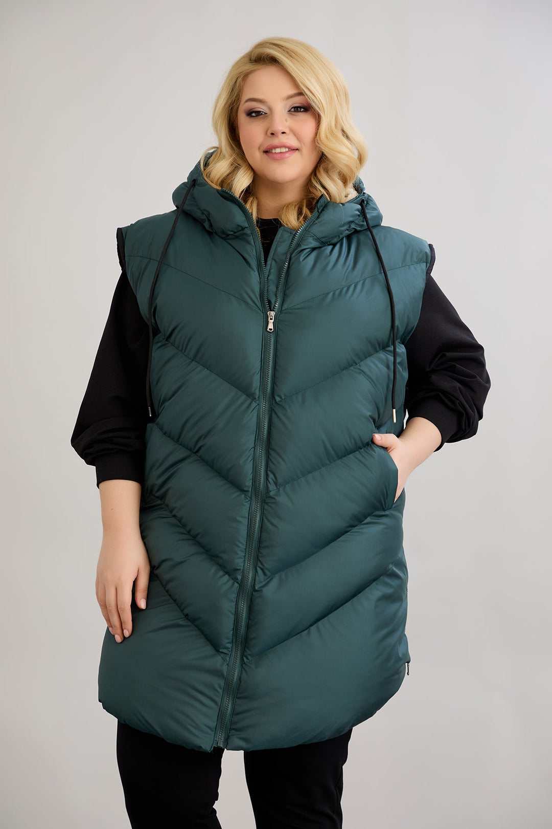 Topli oversize zimski prsluk s podstavom od karakula velikih veličina - Zelena