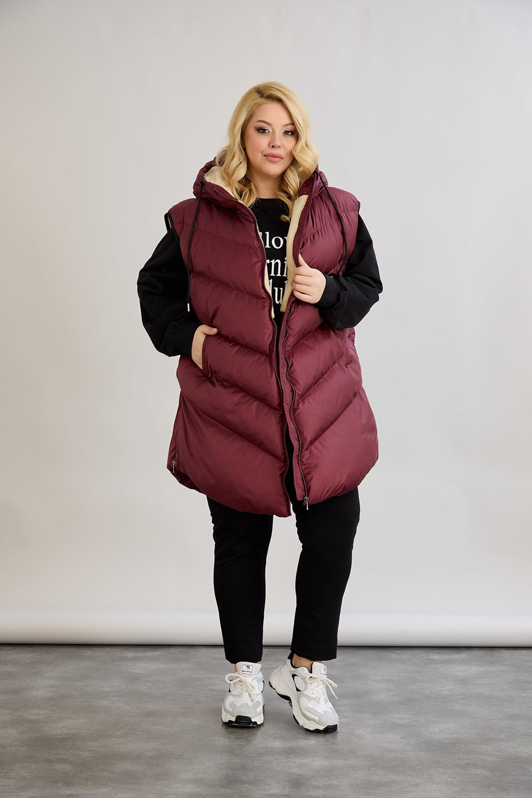 Topli oversize zimski prsluk s podstavom od karakula velikih veličina- Bordo