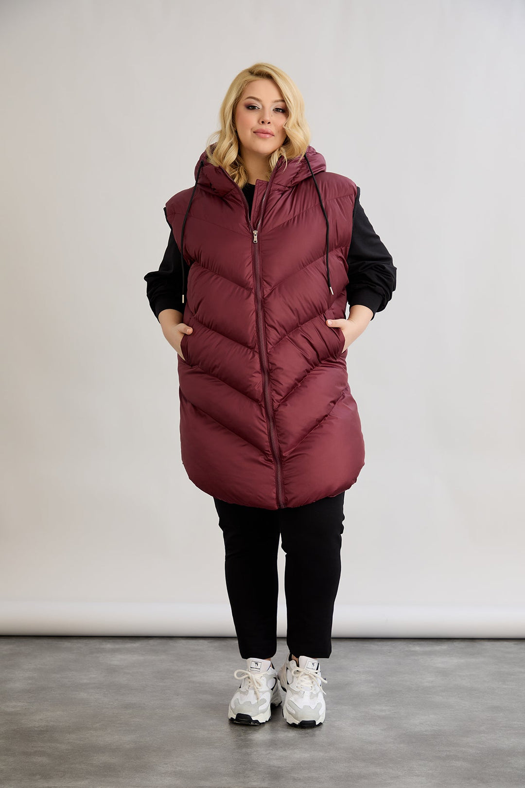 Topli oversize zimski prsluk s podstavom od karakula velikih veličina- Bordo