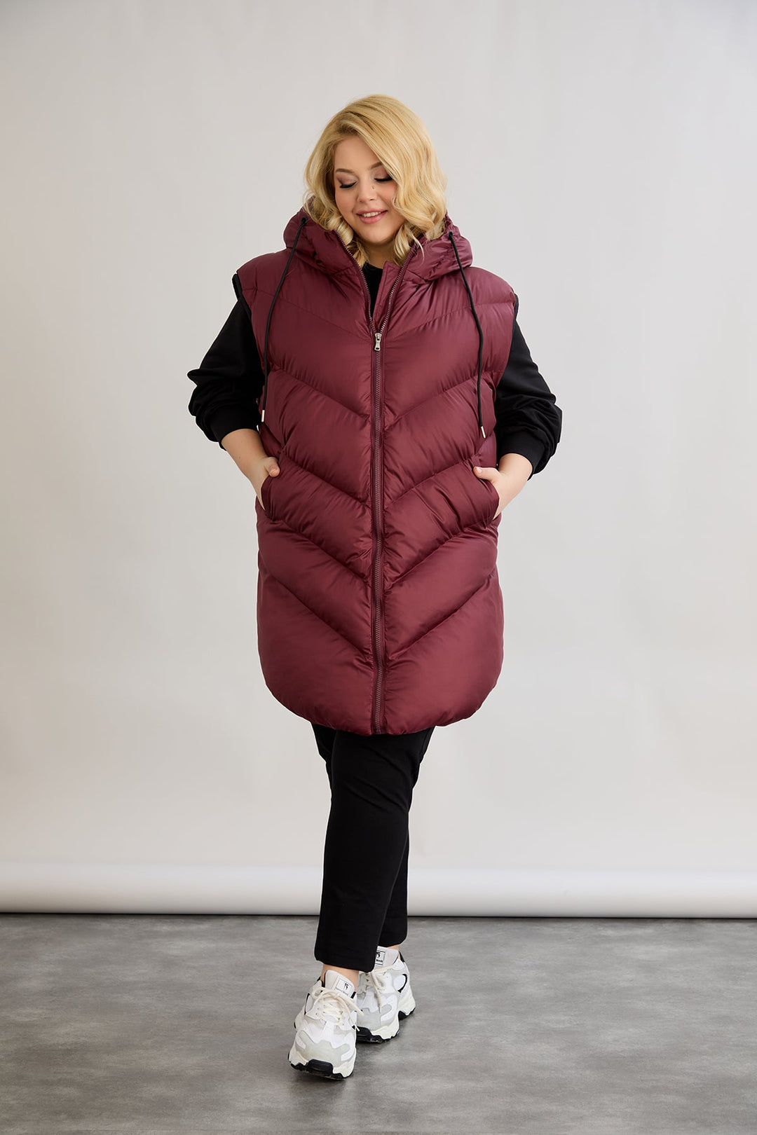 Topli oversize zimski prsluk s podstavom od karakula velikih veličina- Bordo