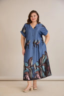 Duga A-kroj haljina od luksuznog satena s plavim printom