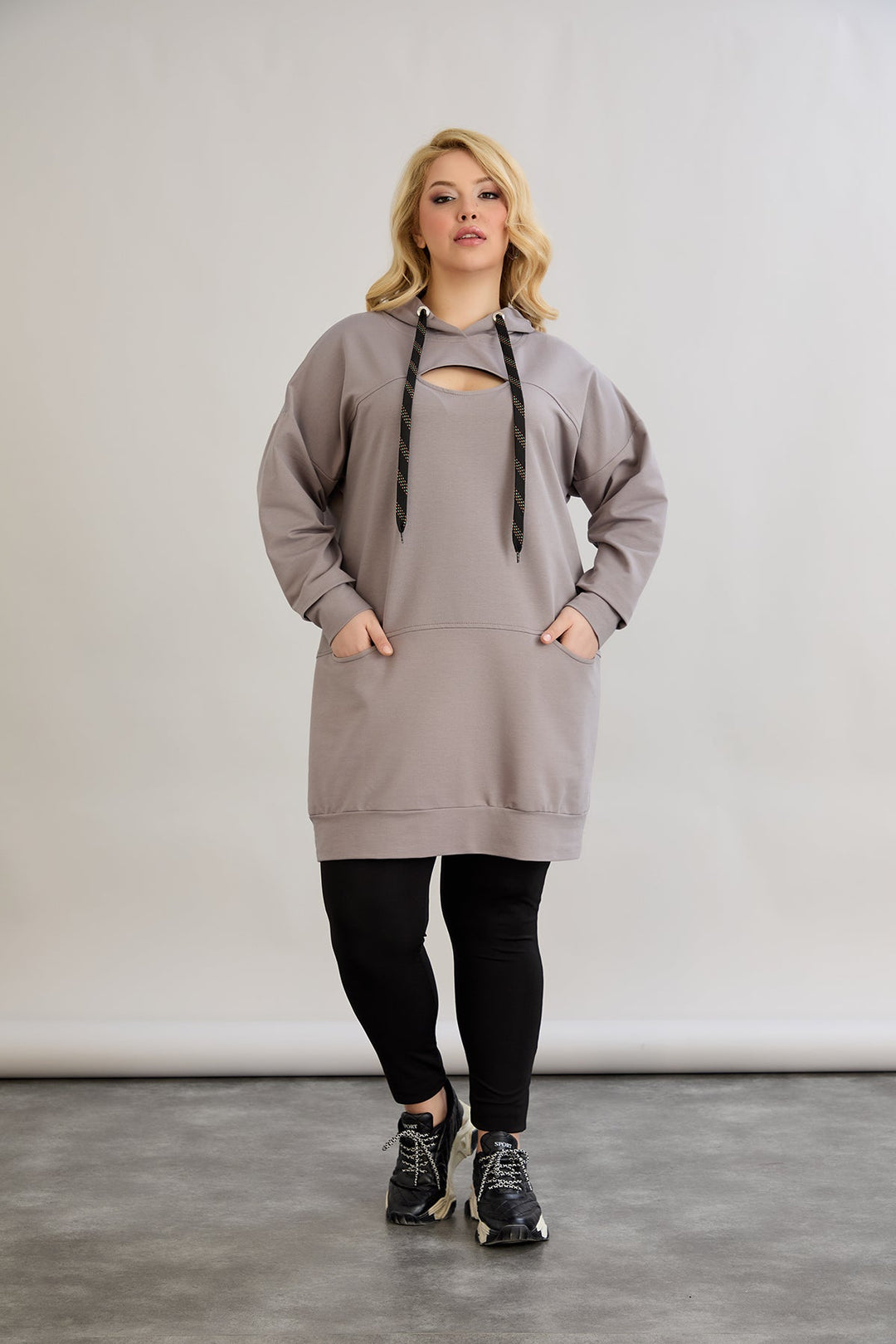 Dugo hoodie s izrezom na dekolteu - mliječno siva