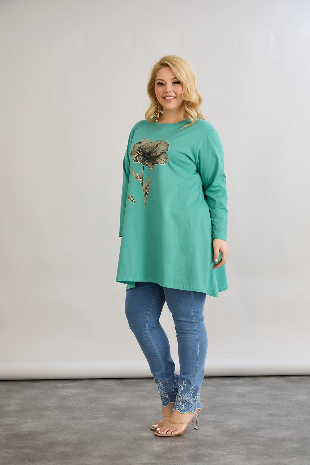 Tunika A-linija s cvjetnim uzorkom i kamenčićima - morsko zelena