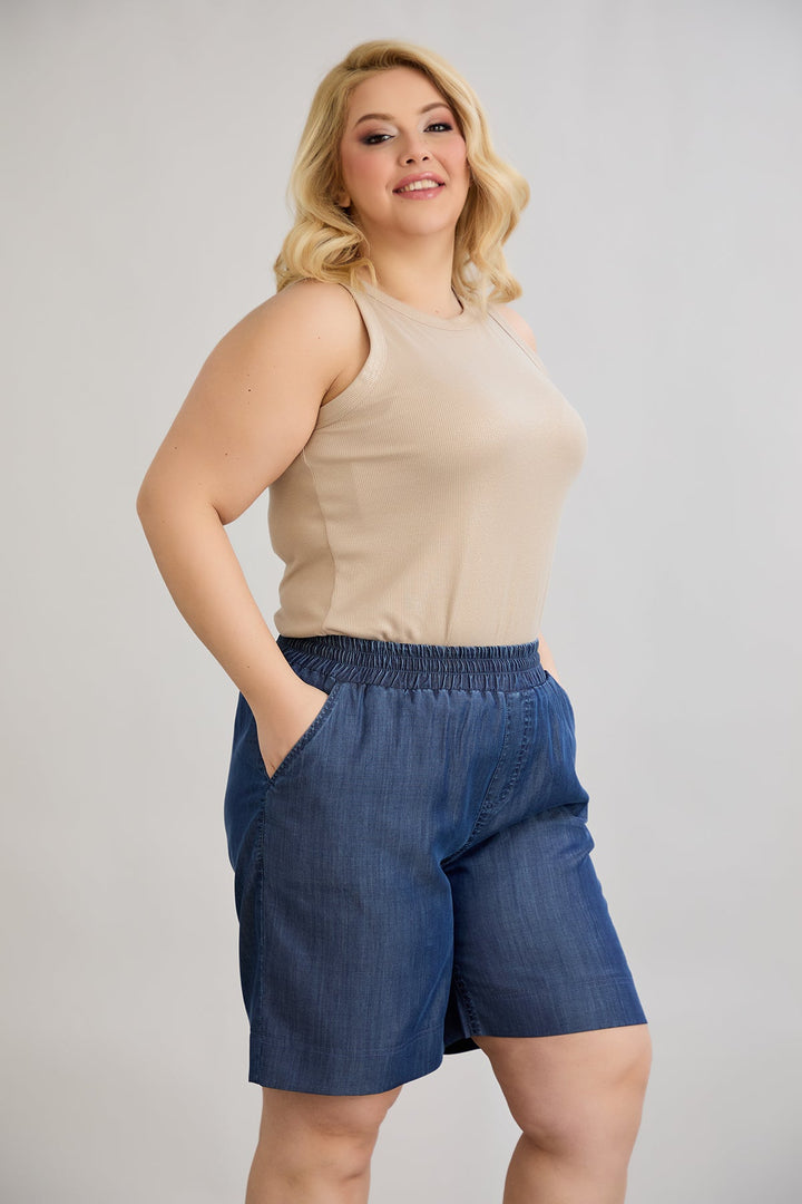 Kratke traper hlače s džepovima za punije žene