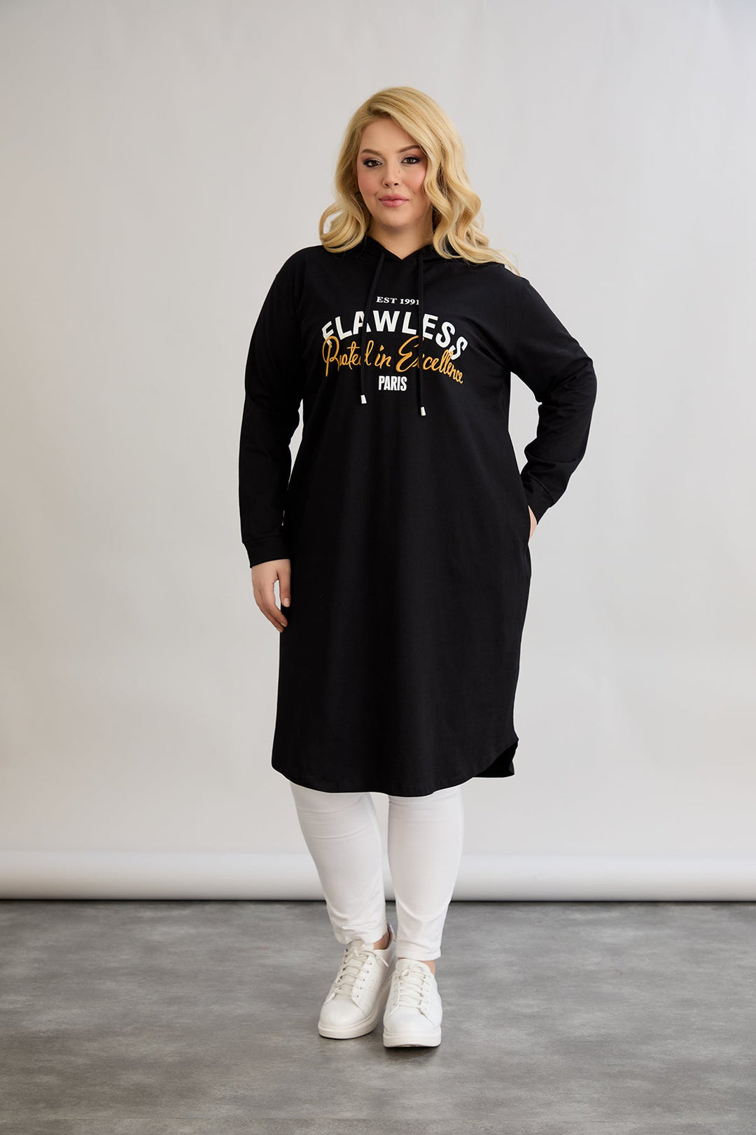 Pamučna tunika-haljina s natpisom Paris - Crna