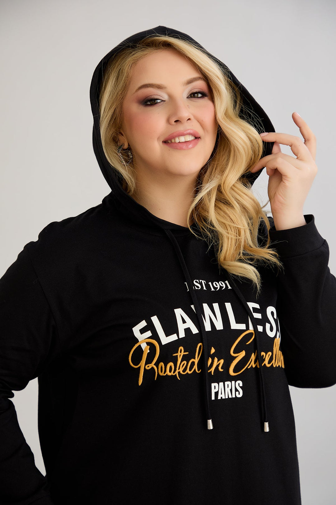 Pamučna tunika-haljina s natpisom Paris - Crna