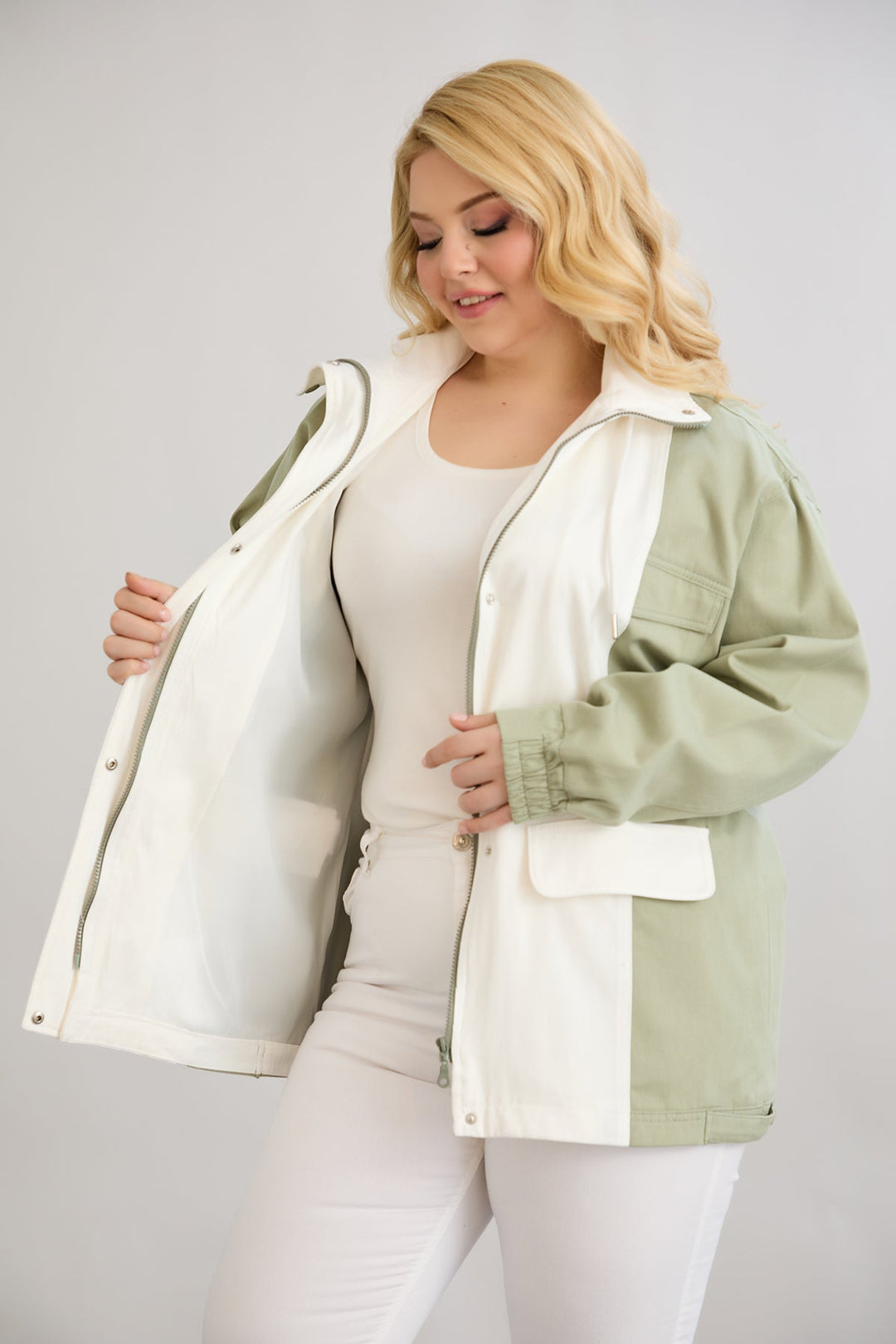 Proljetna jakna od pamuka s kapuljačom - dvobojna