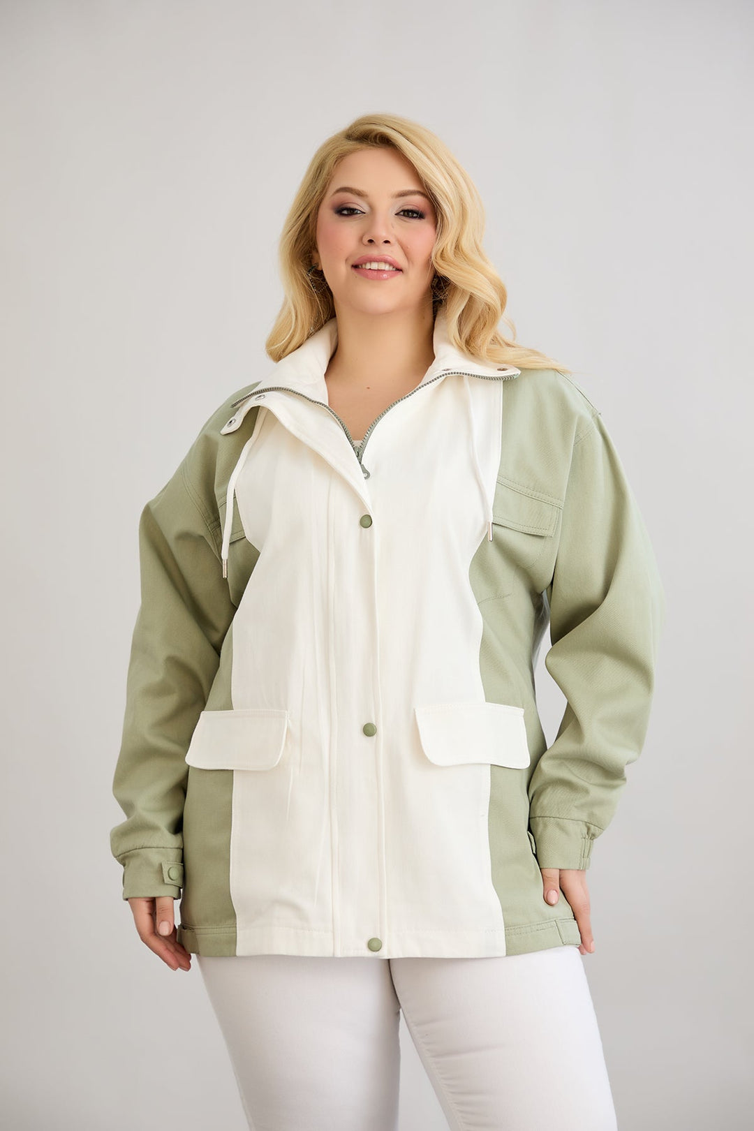 Proljetna jakna od pamuka s kapuljačom - dvobojna