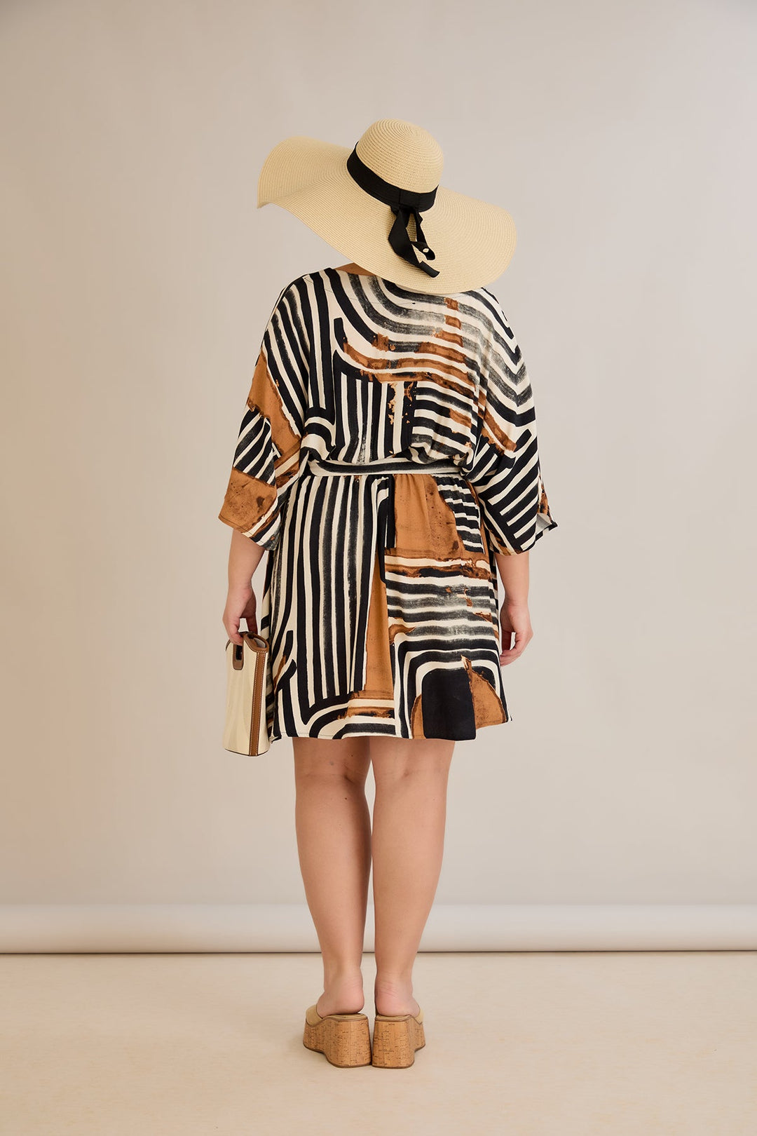 Tunika od viskoze s remenom i modernim printom - 10835