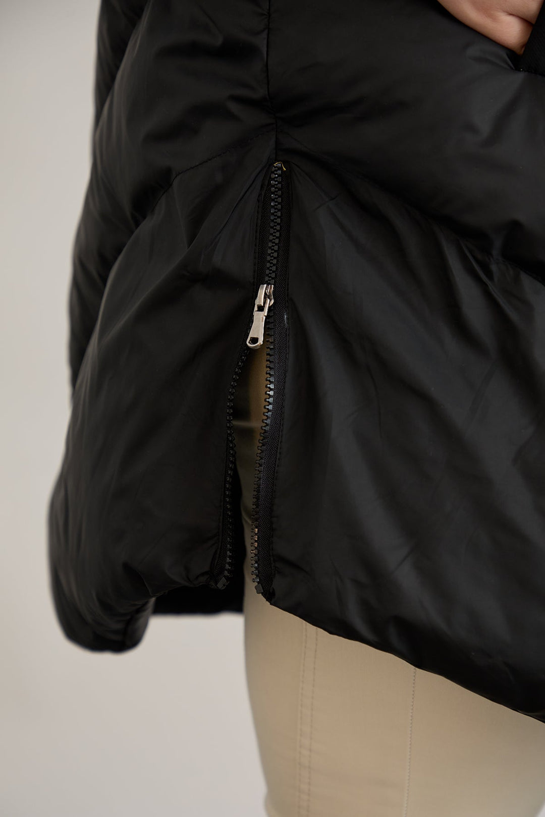 Topli oversize zimski prsluk s podstavom od karakula velikih veličina - Crna