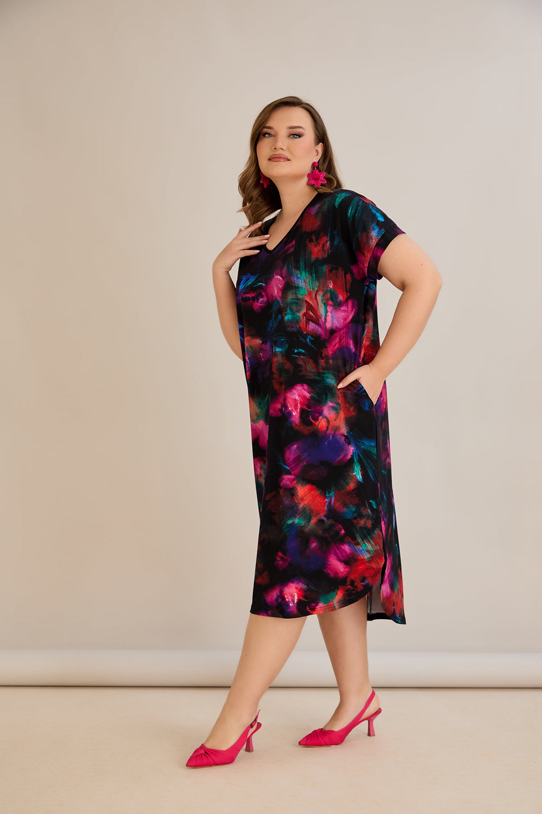 Haljina s vezanjem na leđima u šarenom uzorku