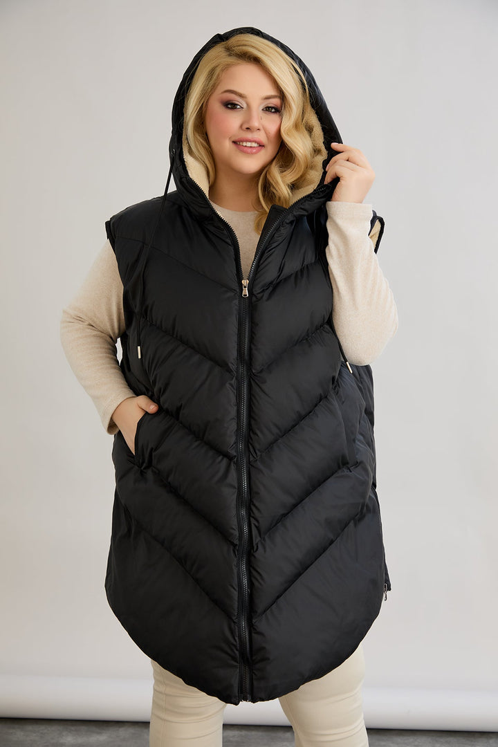 Topli oversize zimski prsluk s podstavom od karakula velikih veličina - Crna