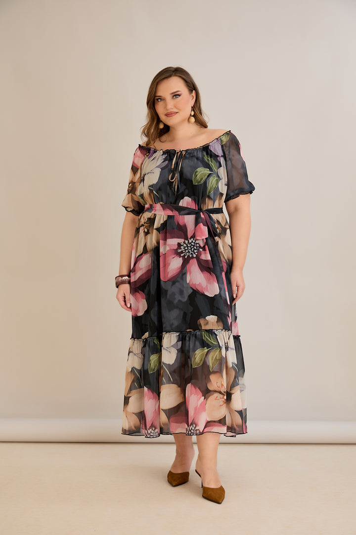 Duga šifonska haljina s volanima i Carmen izrezom