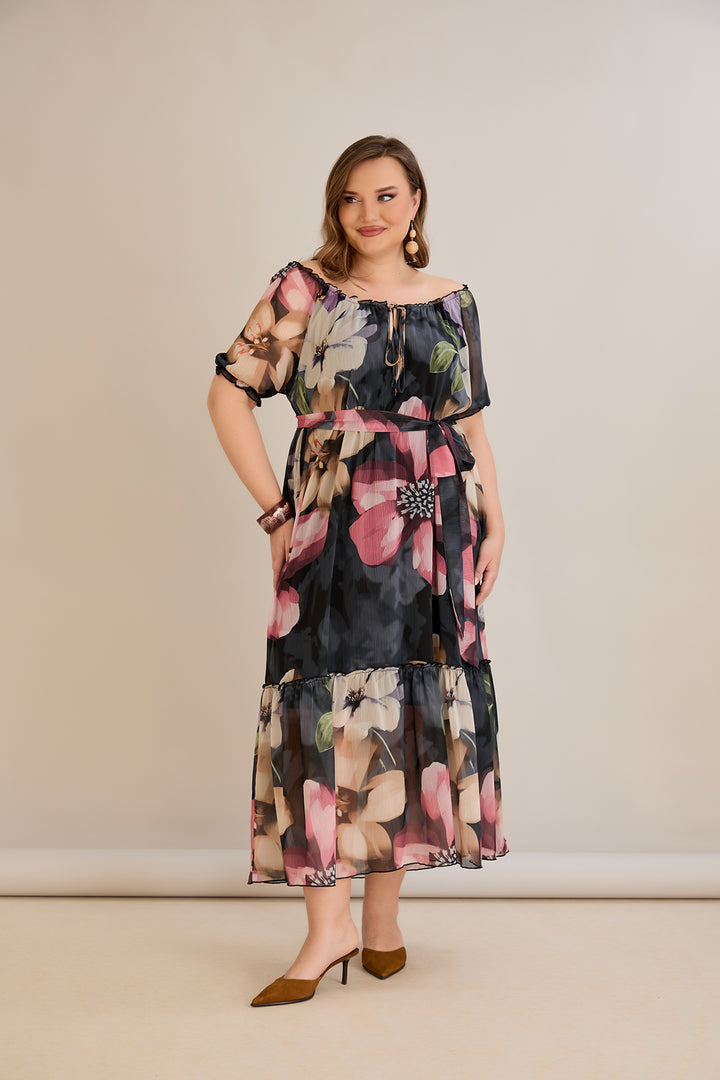 Duga šifonska haljina s volanima i Carmen izrezom