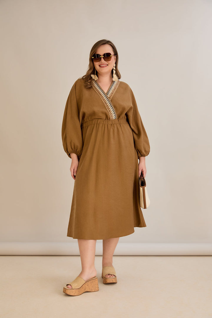 Tencel haljina s ukrasnim dekolteom i elastičnim strukom - Kave - 10964