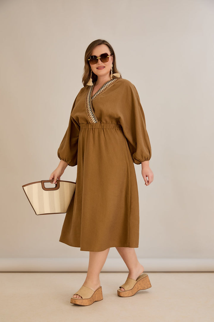 Tencel haljina s ukrasnim dekolteom i elastičnim strukom - Kave - 10964