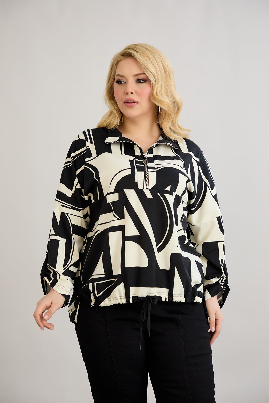 Džemper s vezanjem sprijeda