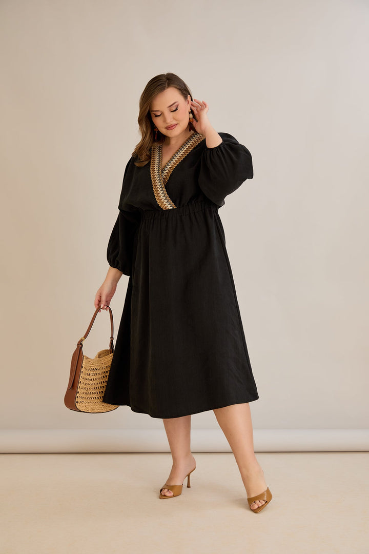 Tencel haljina s ukrasnim dekolteom i elastičnim strukom - Crna - 10964