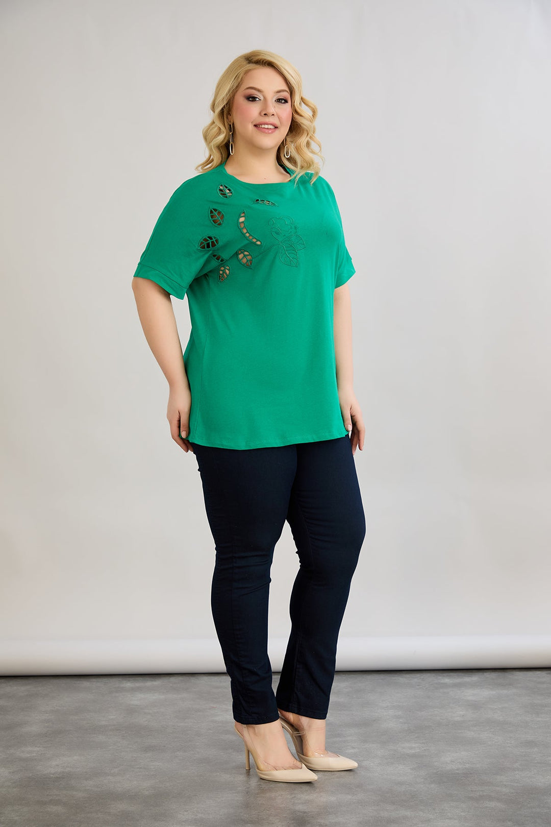 Pamukasta bluza s izrezanom vezom - Zelena