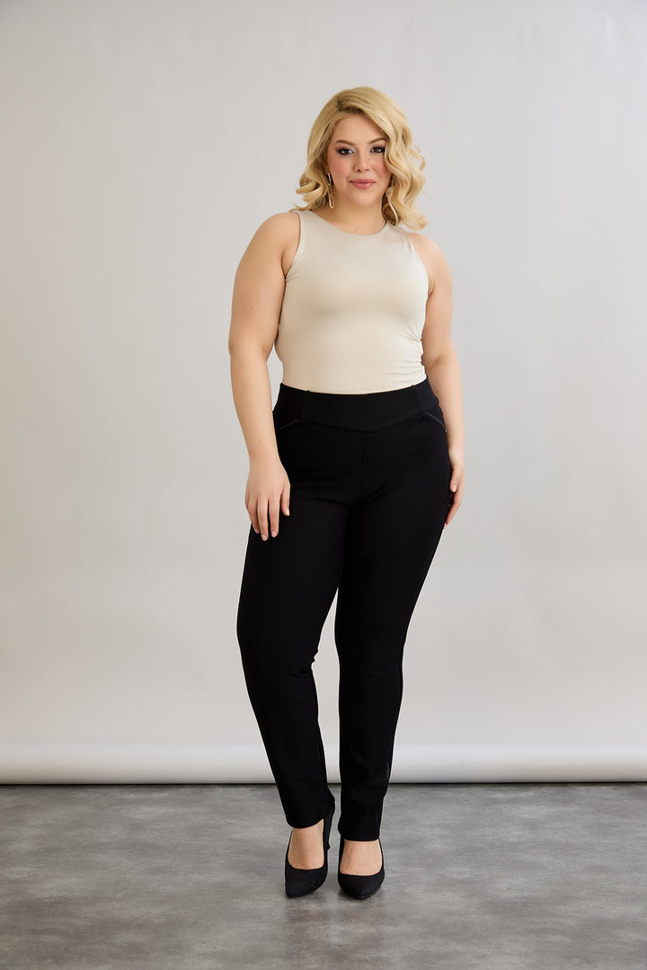 Modelirajuće hlače za punije žene Borisa - satenasti detalj