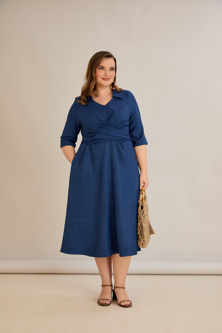 Elegantna haljina s atraktivnim dizajnom - Plava