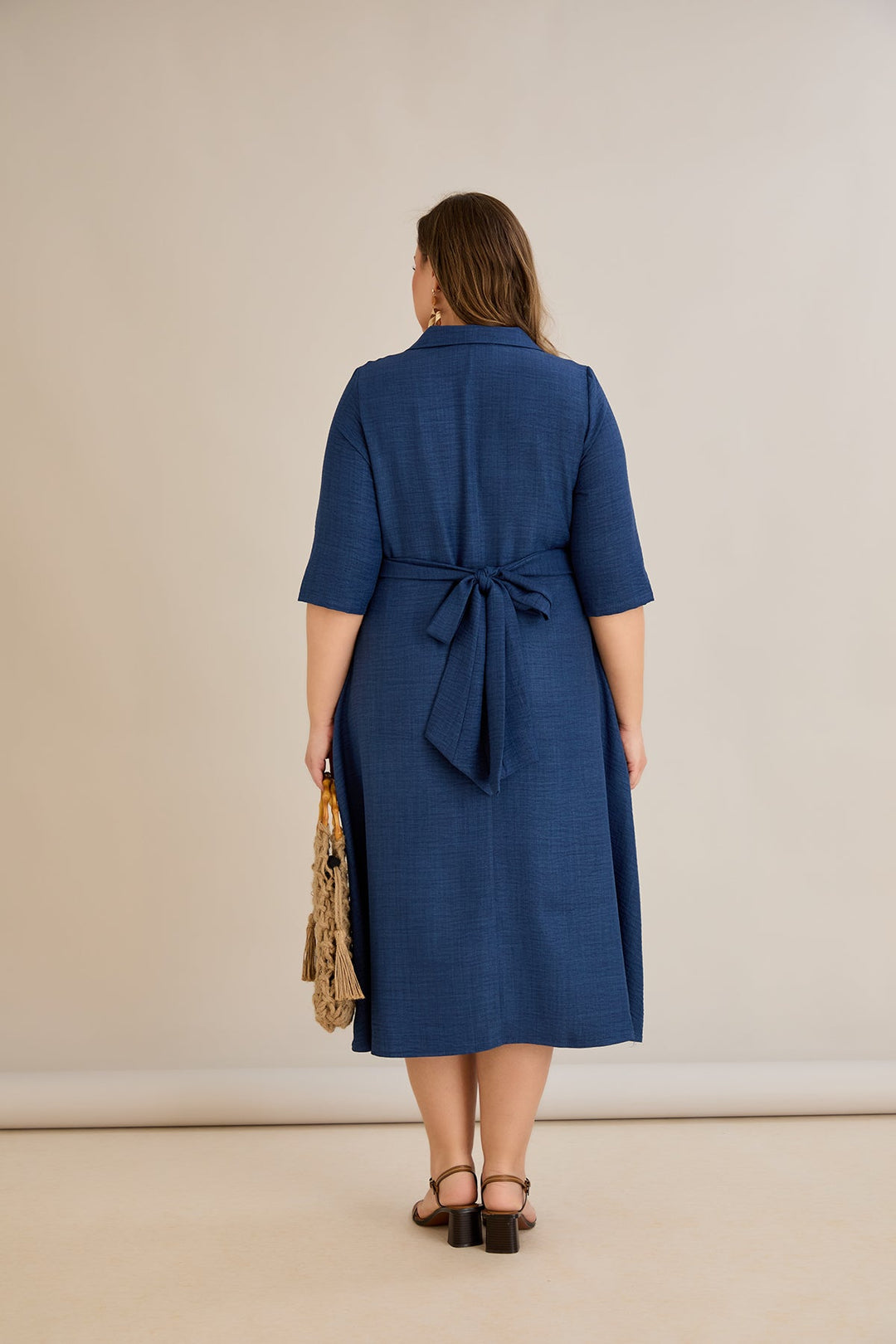 Elegantna haljina s atraktivnim dizajnom - Plava