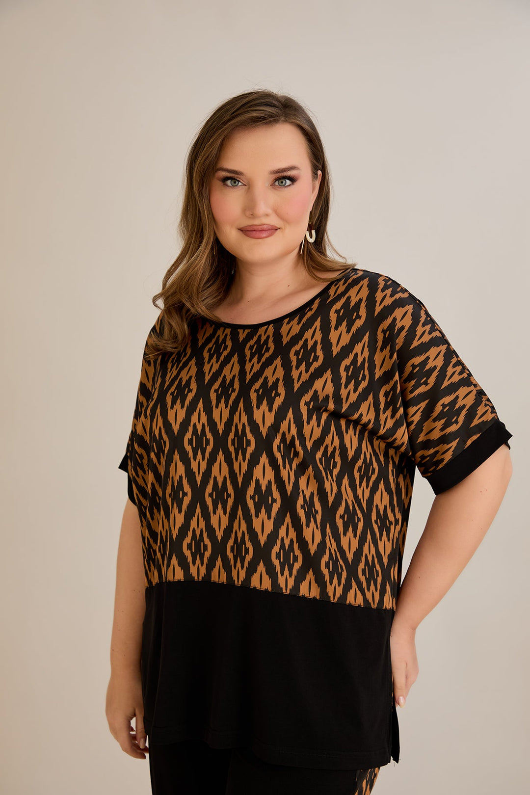 Set od 2 dijela s naglaskom na leđima