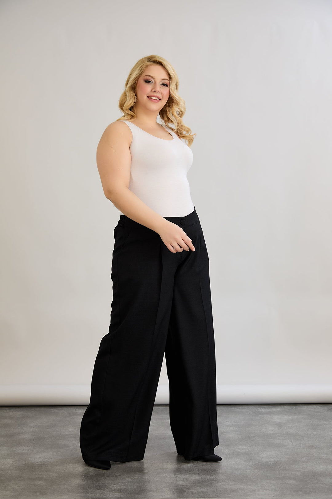 Široke hlače s elastičnim pojasom od lana i pamuka - Crna