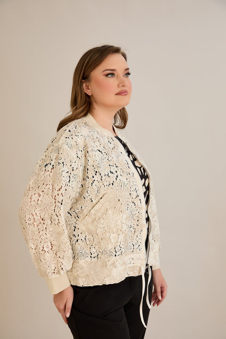 Pamučna jakna s izvezenim detaljima i vezicom u struku - 10713