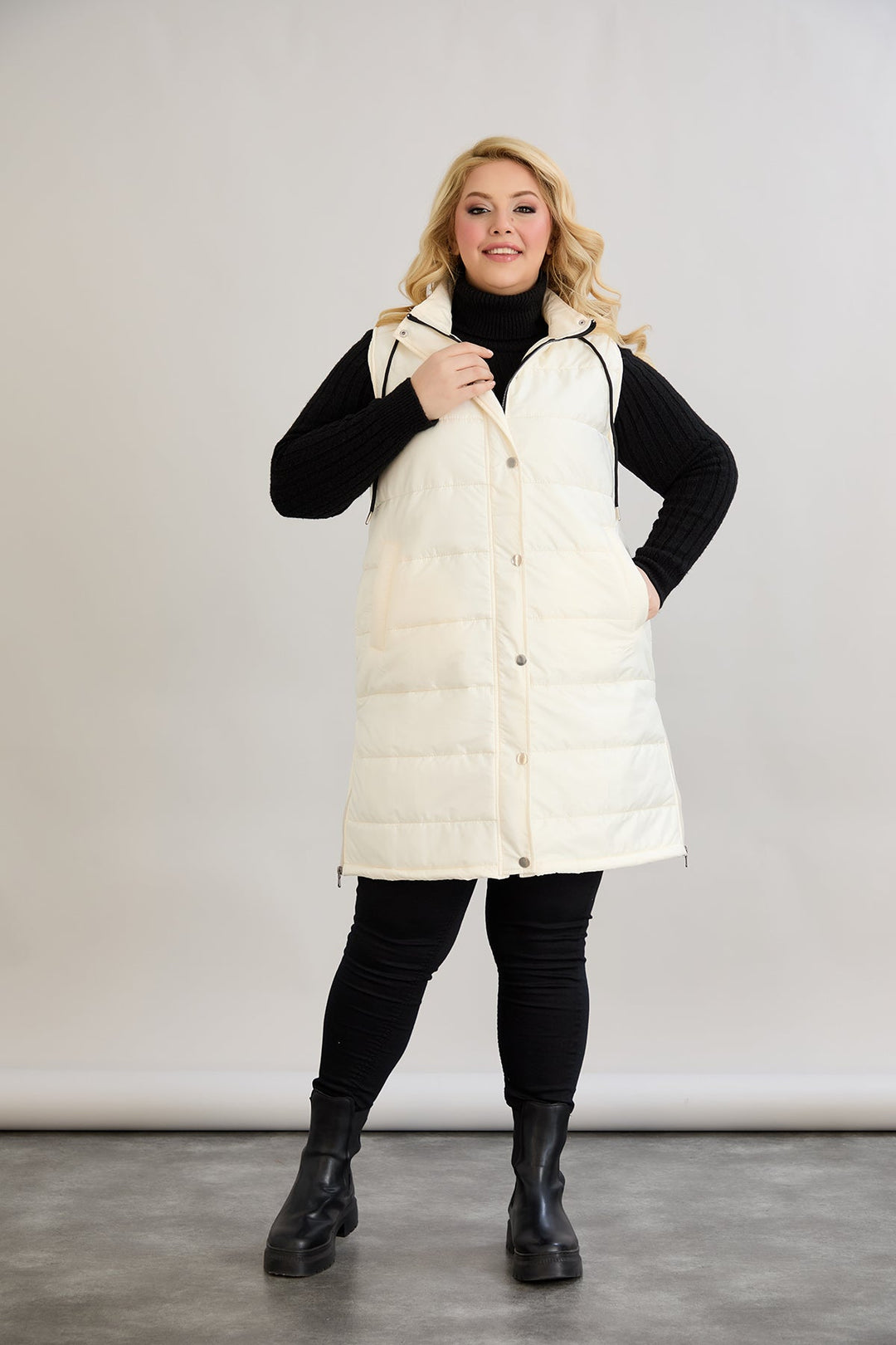 Lagana prsluk s odvojivom kapuljačom - Ecru