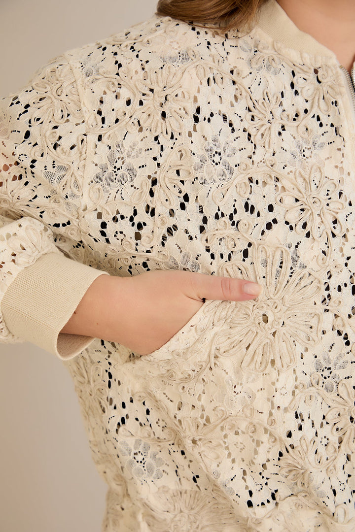 Pamučna jakna s izvezenim detaljima i vezicom u struku - 10713