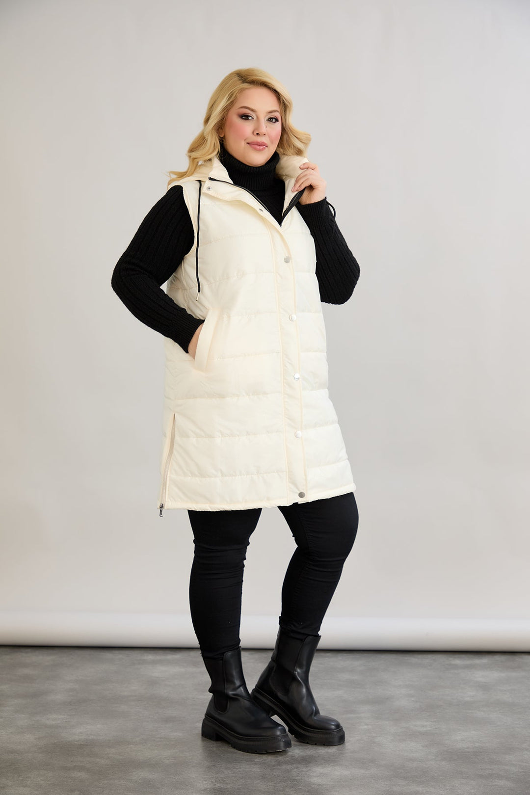 Lagana prsluk s odvojivom kapuljačom - Ecru