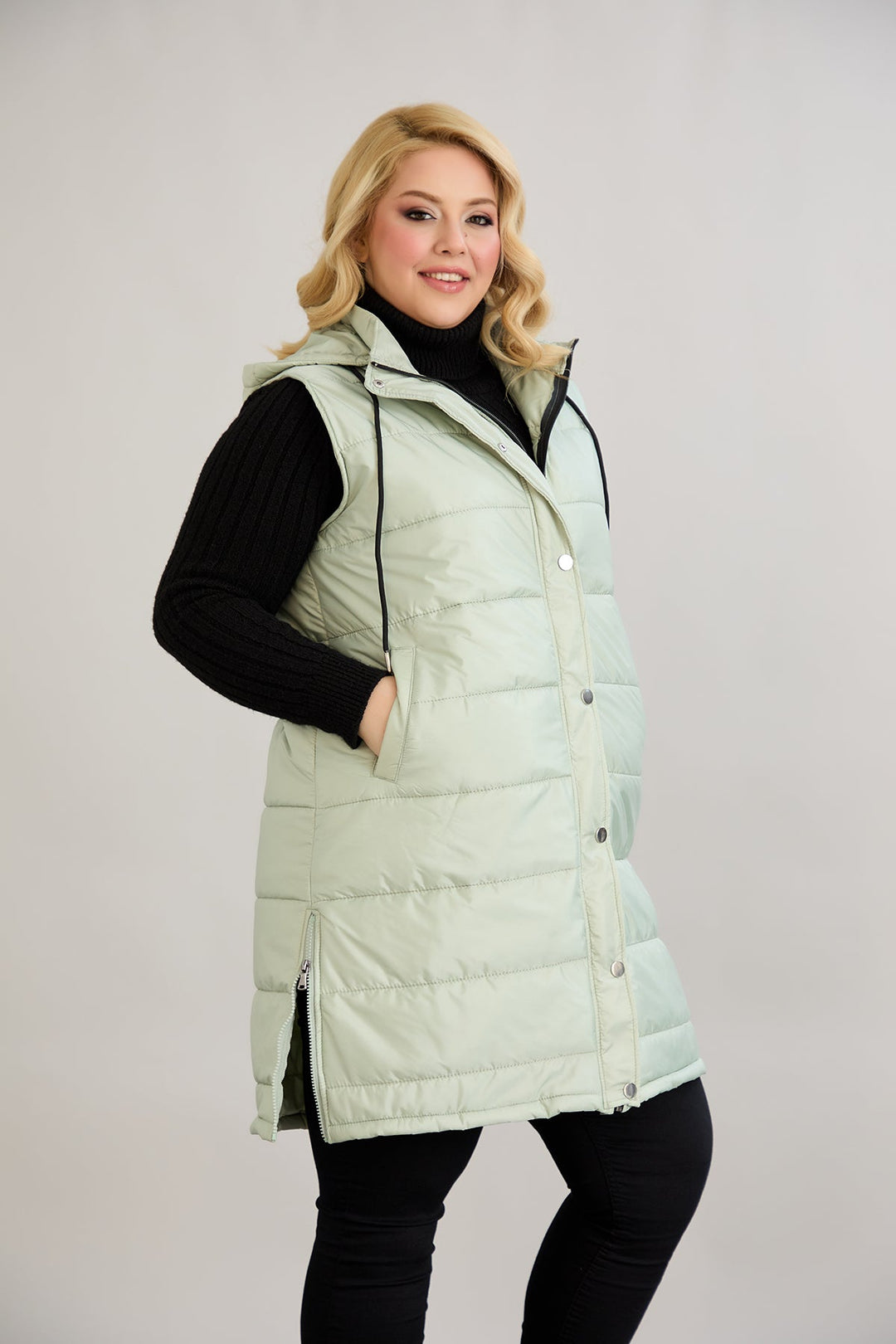 Lagan prsluk s odvojivom kapuljačom - mliječna zelena