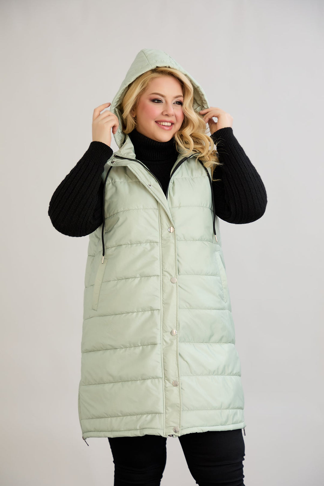 Lagan prsluk s odvojivom kapuljačom - mliječna zelena