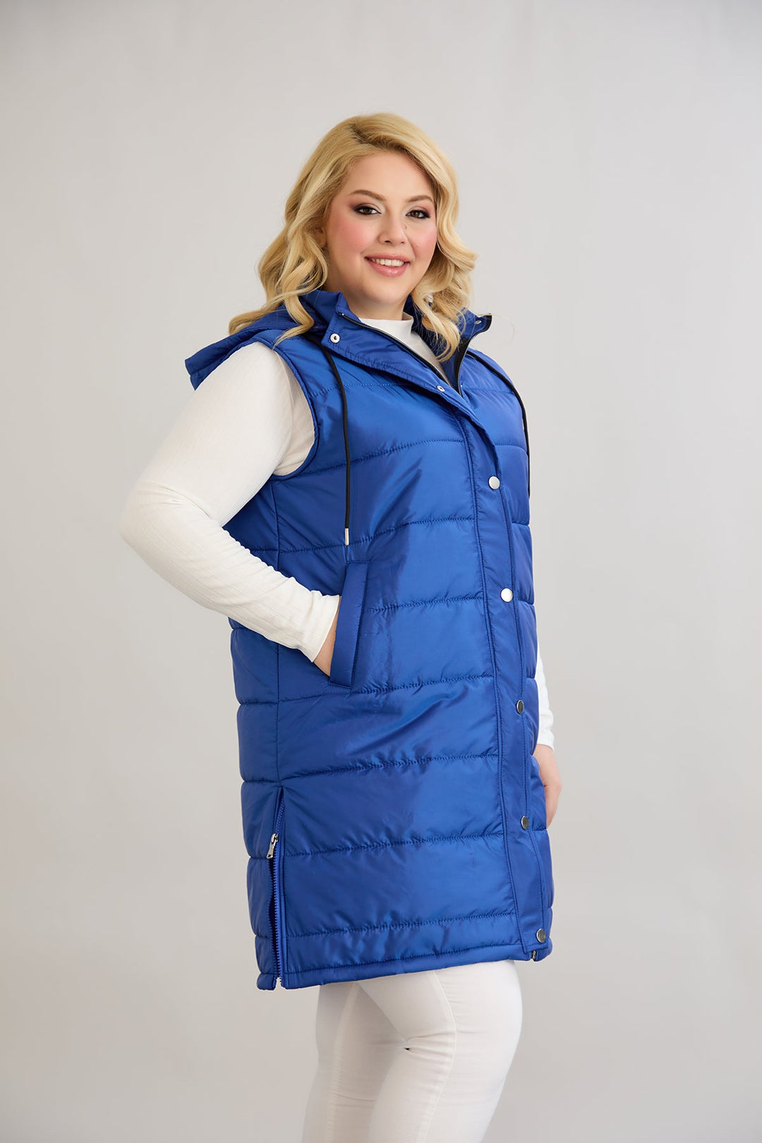 Lagani prsluk s uklonjivom kapuljačom - kobalt