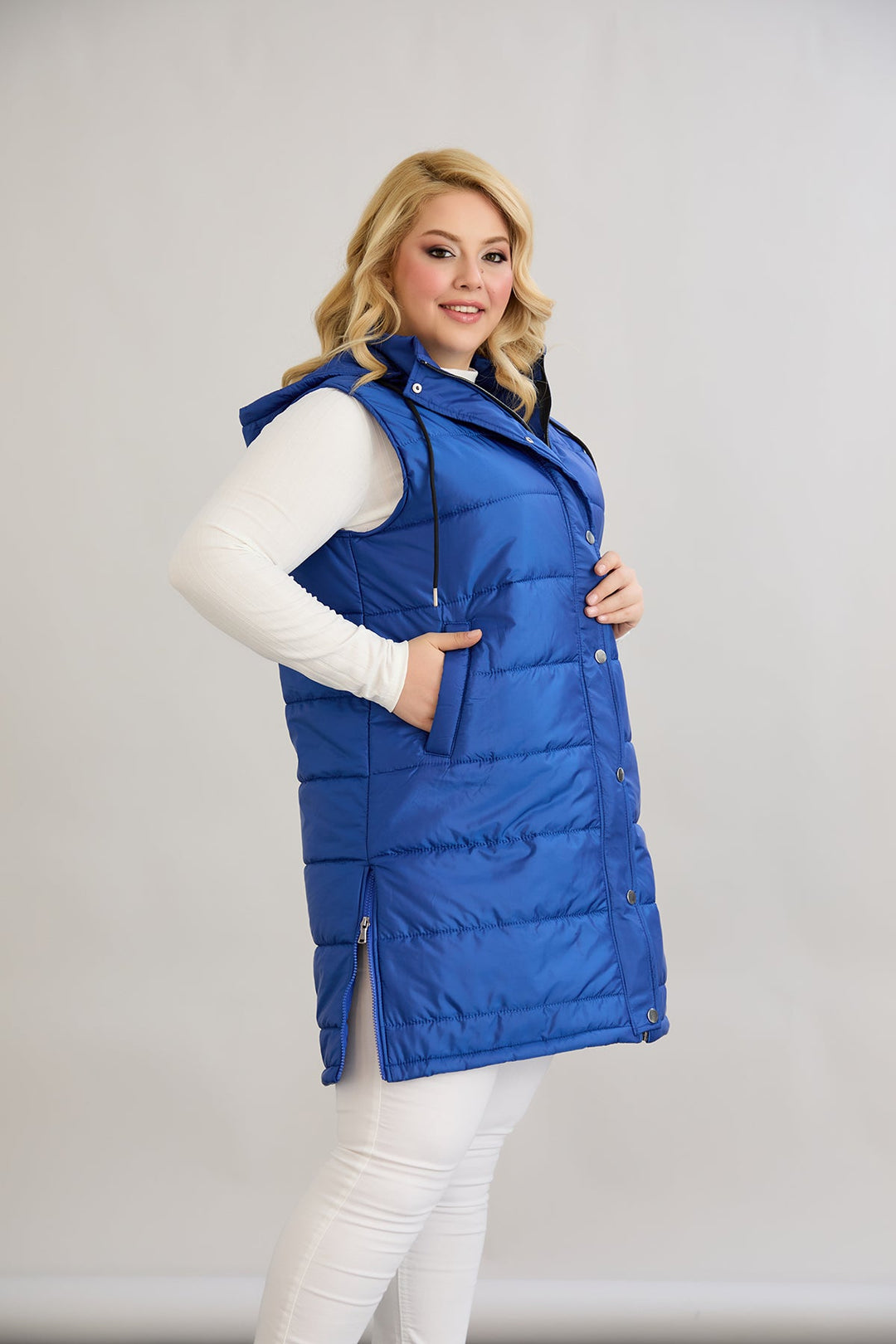 Lagani prsluk s uklonjivom kapuljačom - kobalt