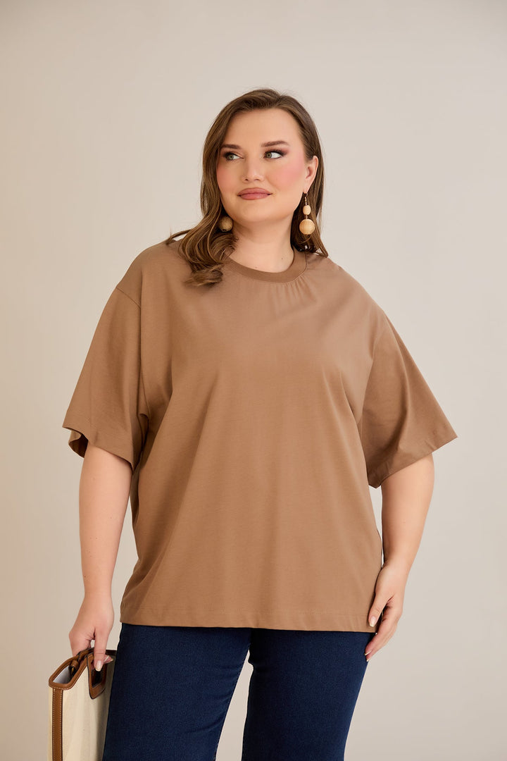 Pametna (100%) oversized majica - Smeđa 10355