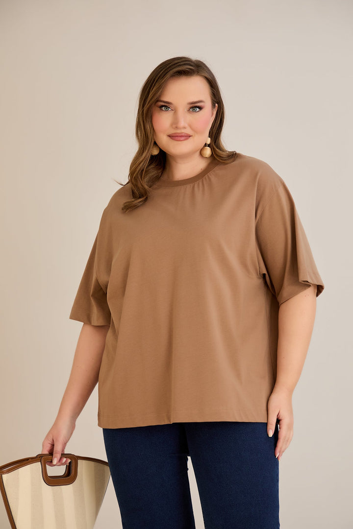 Pametna (100%) oversized majica - Smeđa 10355