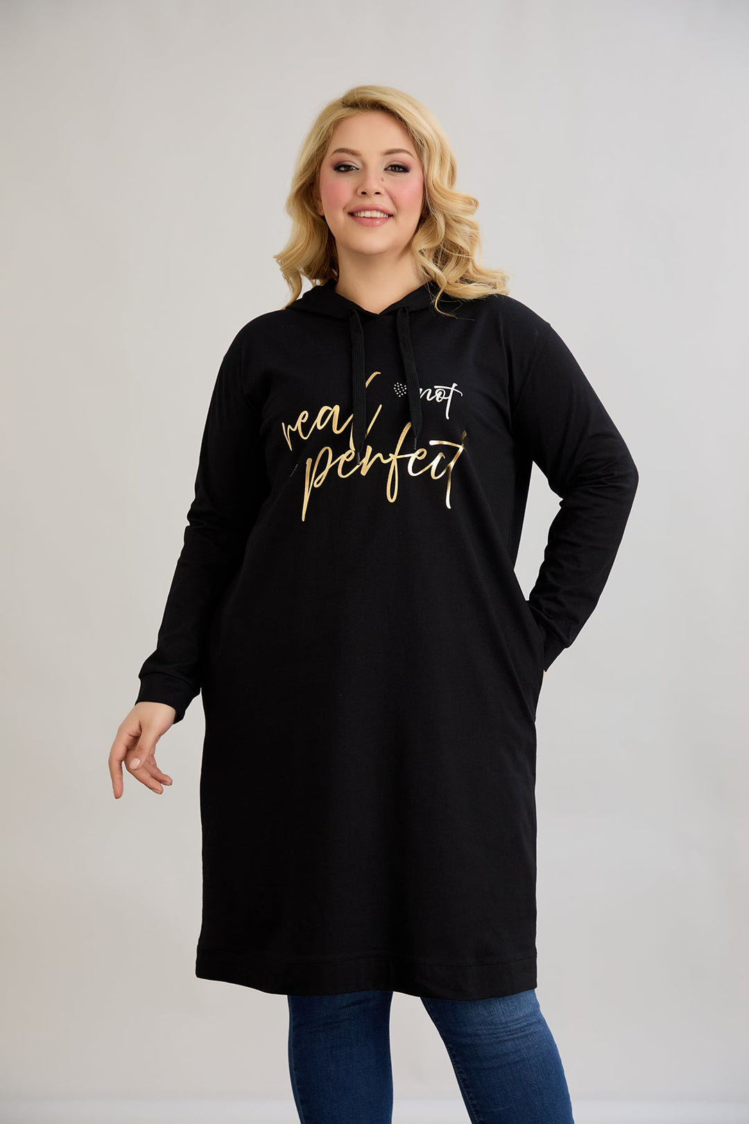 Pamučna tunika-haljina sa zlatnim natpisom "Real Love"