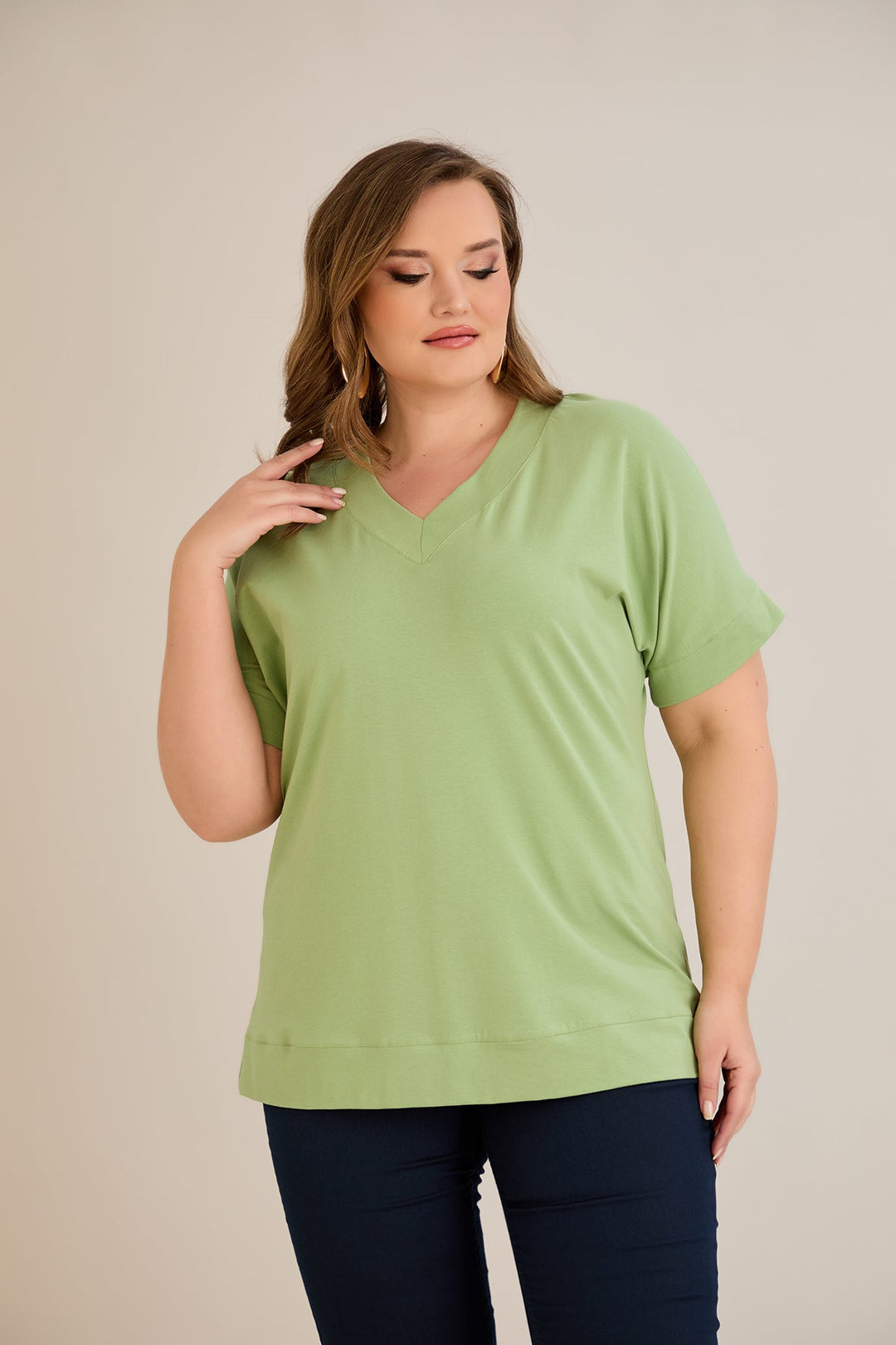 Pamučna majica s V-izrezom - Zelena jabuka