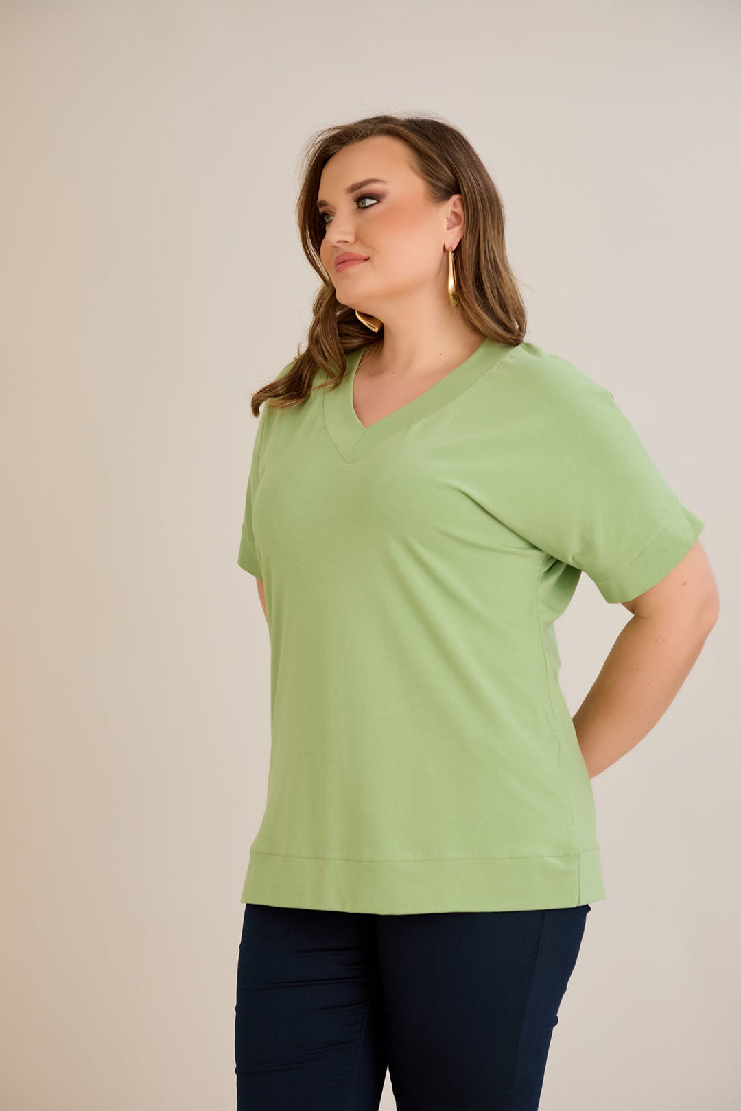 Pamučna majica s V-izrezom - Zelena jabuka