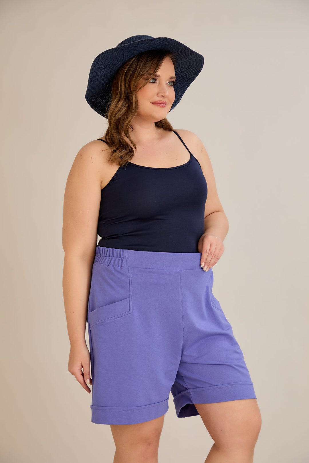 Kratke hlače dostupne u pet boja - lavanda